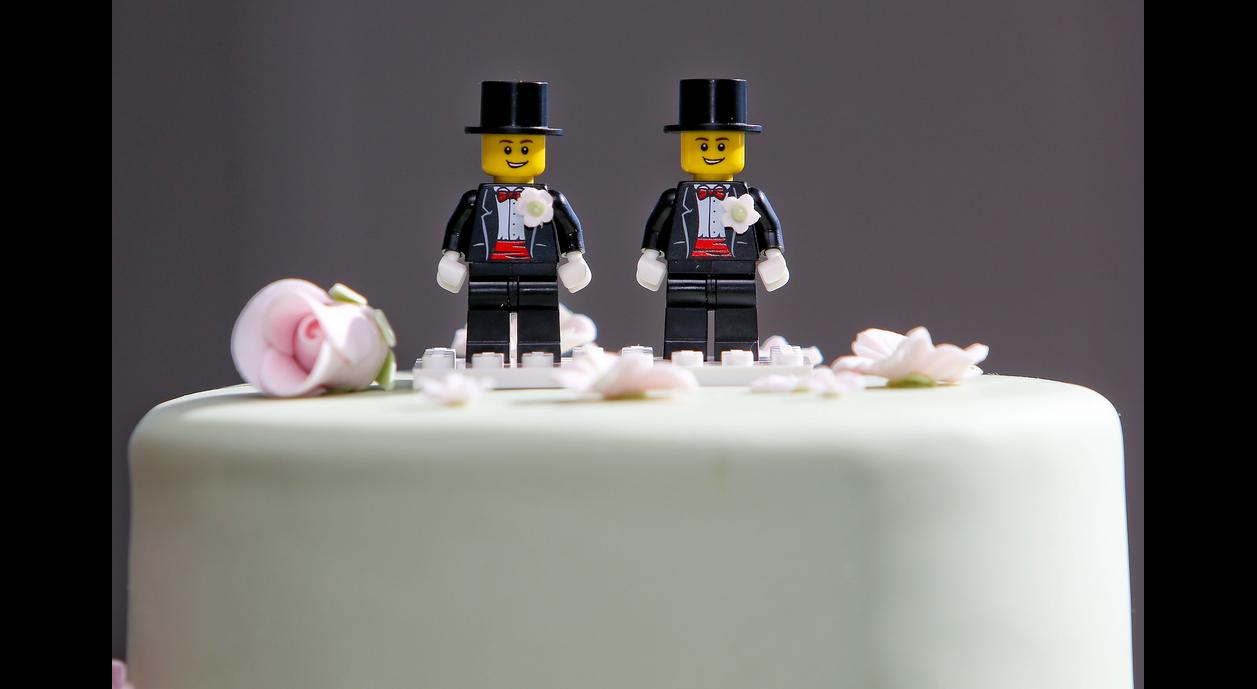 Best Bakers Who Make Gay  Wedding  Cakes  in Las Vegas Pace 